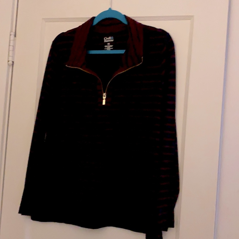 Croft & Barrow size XXL front zip top.